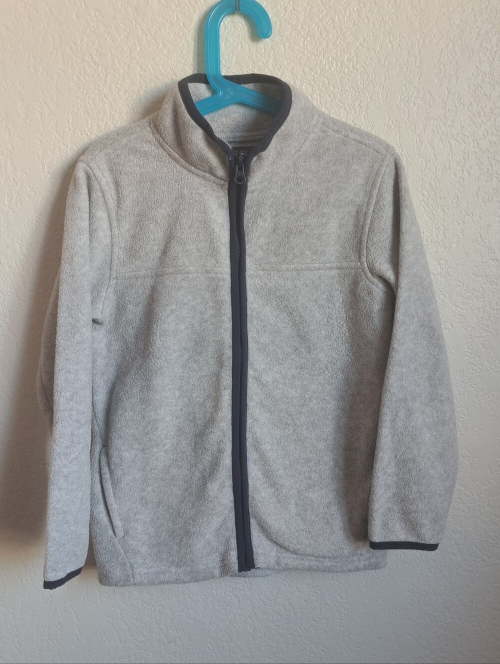 Oshkosh B'gosh Boys Gray Fleece Zip Up Jacket Size 7
